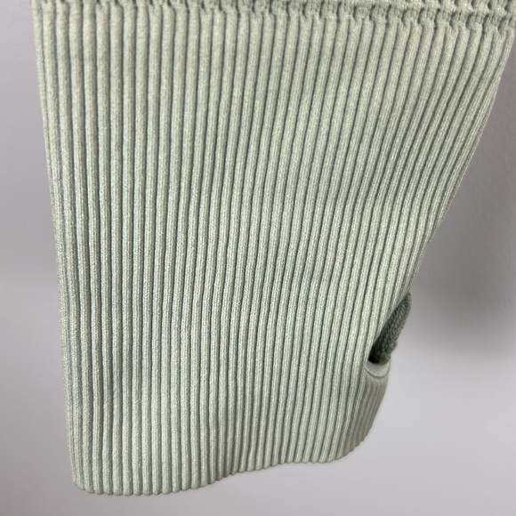 Aerie Offline Main Squeeze Seamless Waffle Cropped Henley Long Sleeve Top XL - Picture 9 of 13